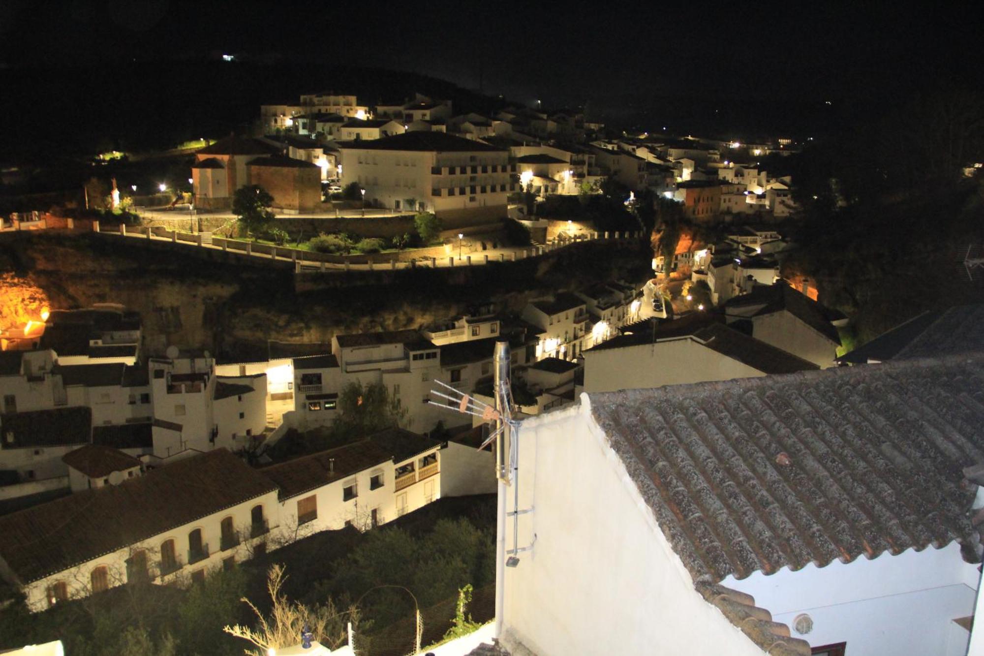דירות Setenil De Las Bodegas Atico De La Miel מראה חיצוני תמונה